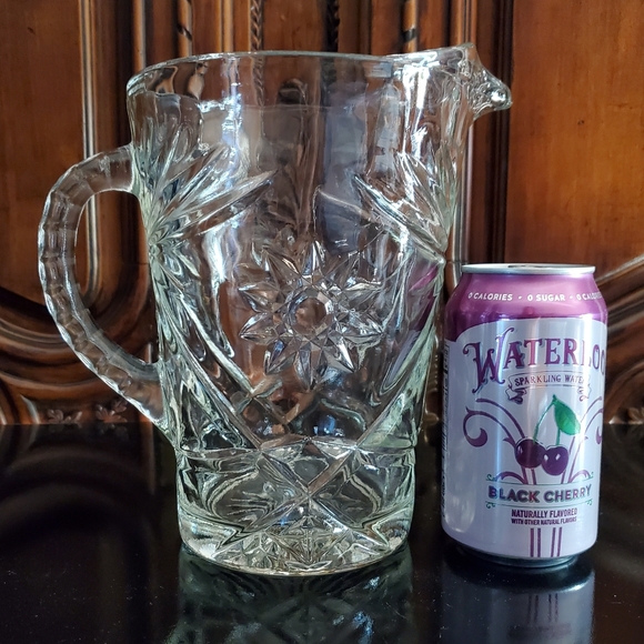 54oz "Prescut AKA Star Of David" Thick Pressed Glass Pitcher by Anchor Hocking - Picture 16 of 16